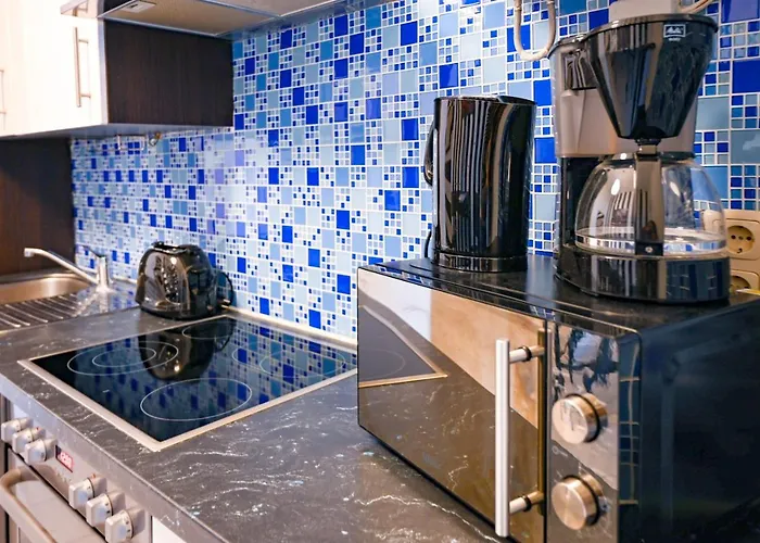 For 2 Near Karlskirche & U4 Metro Appartement